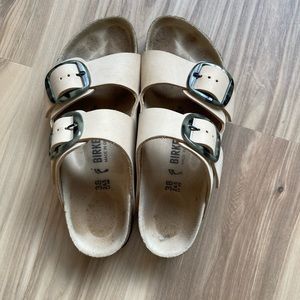 Womens Arizona big buckle Birkenstocks